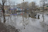 Энгельс затопило талыми и дождевыми водами: власти призывают жителей потерпеть