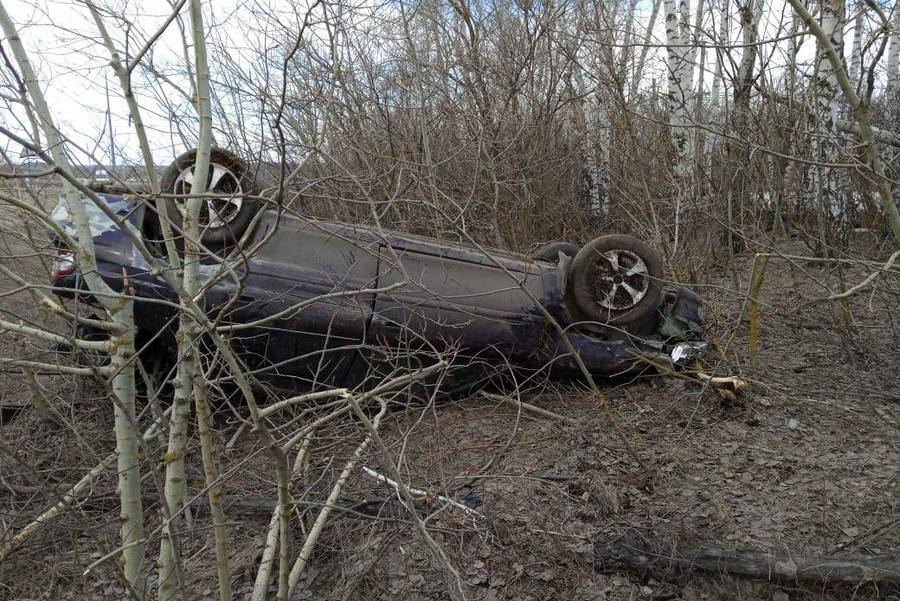 Водитель иномарки попал в ДТП на трассе в Калининском районе и умер в «скорой»