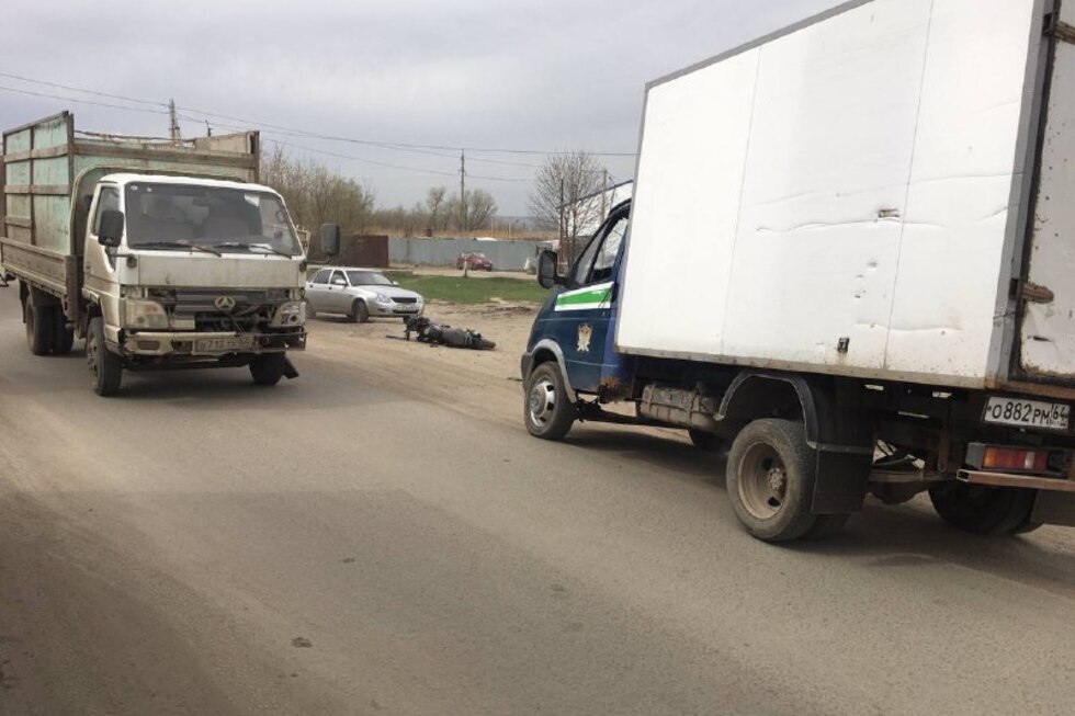 На Сокурском тракте в результате столкновения с грузовиком госпитализирован 50-летний мотоциклист