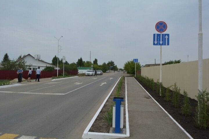 В Татищево подрядчика, не выполнившего ремонт тротуара в срок, оштрафовали на несколько сотен тысяч рублей