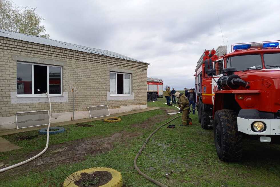 В Ершовском районе произошел пожар в амбулатории, которой 131 год
