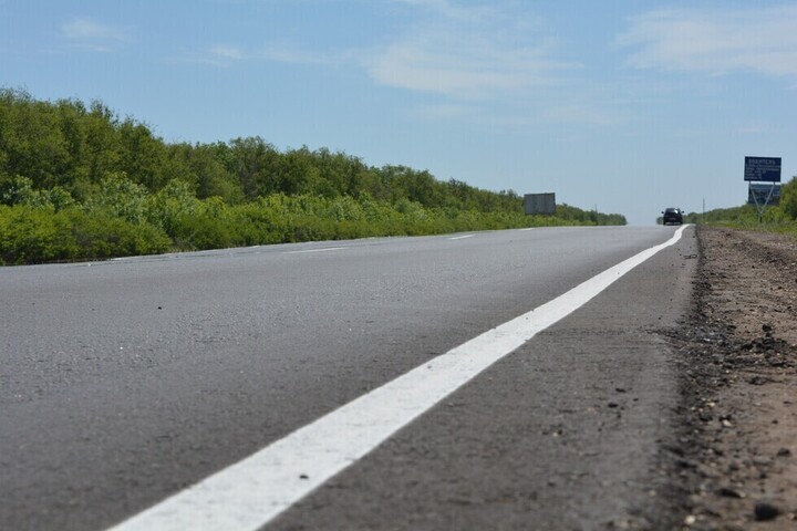 Министр анонсировал ремонт 435 километров дорог за 8 миллиардов: губернатор переживает, справятся ли дорожники с таким объемом
