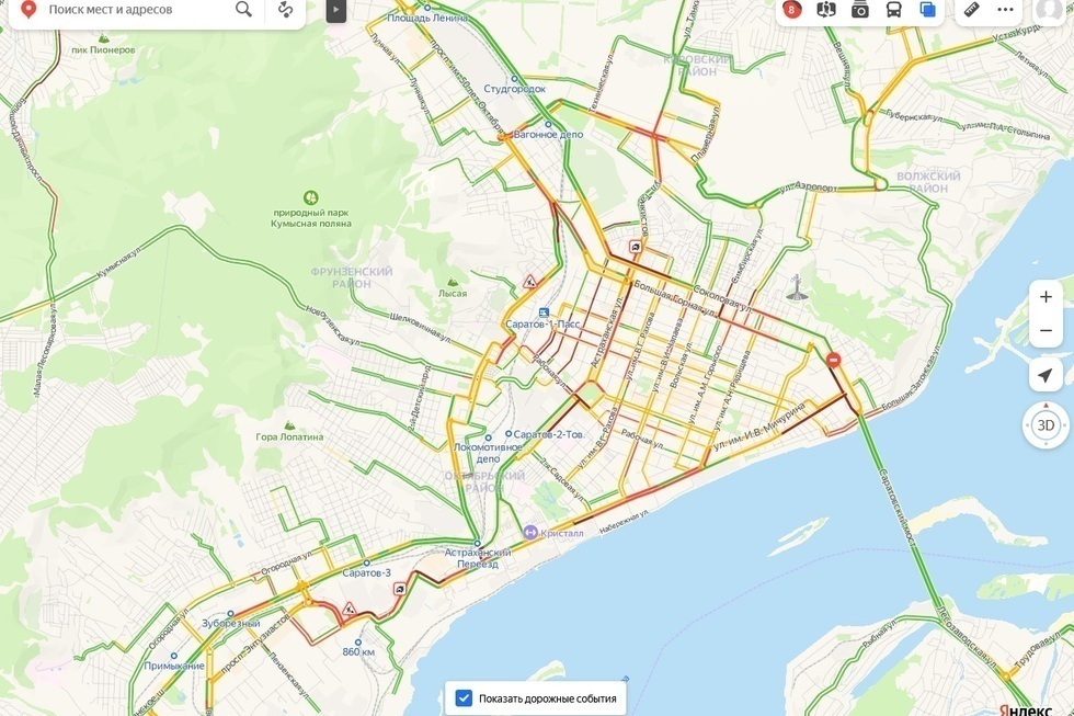 Пробки в 8 баллов: в пятницу перед майскими праздниками основные автомагистрали окрасились в красный цвет на «Яндекс.Картах»
