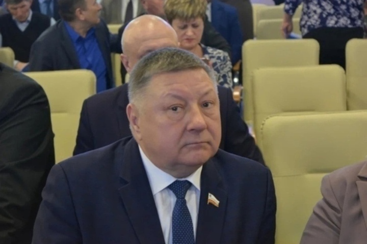 Глава регионального парламента, не собирающийся бороться за свой пост в рядах «Единой России», взлетел в федеральном рейтинге