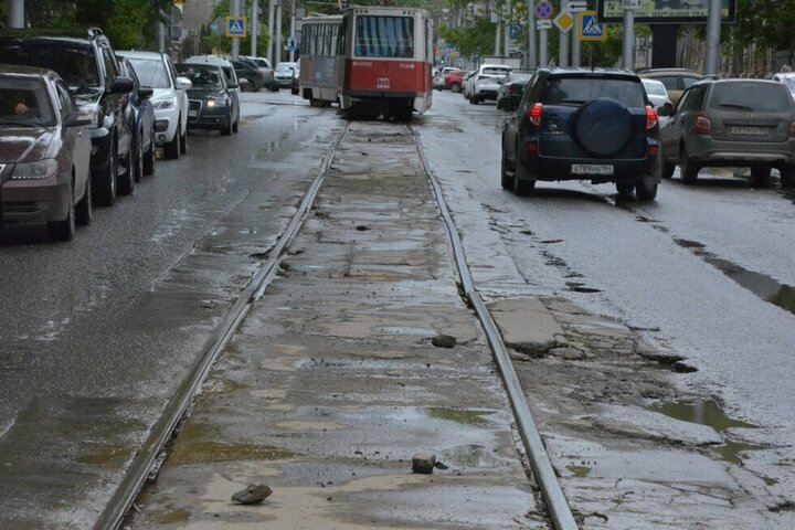 Скоростной трамвай в Саратове. Прокуроры считают, что из-за «убитых» путей и бездействия чиновников сроки реализации проекта могут сорваться