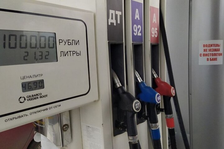 Саратовская область вышла на второе место в ПФО по стоимости бензина