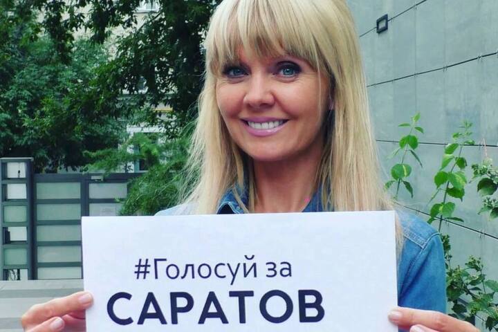Министр здравоохранения Костин пригласил певицу Валерию в Саратов на реабилитацию после коронавируса