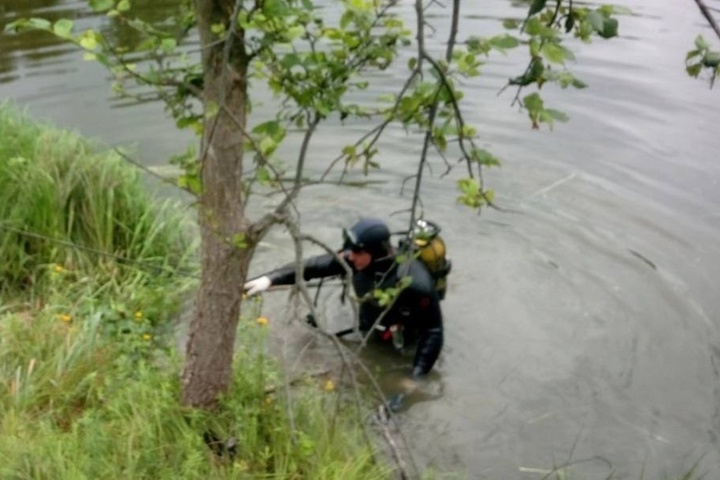 В реке Гнилуха в Марксовском районе утонул молодой мужчина 