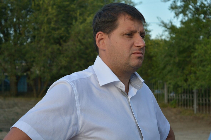 Уволенный незадолго до отставки Радаева экс-министр спорта вернулся на работу в саратовское правительство