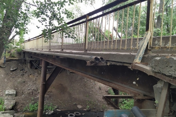 Из-за нерасторопности газовиков в Энгельсе сорваны сроки реконструкции моста