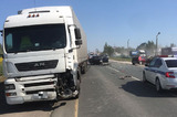 В массовом ДТП с участием грузовика пострадали пять человек, включая двух детей