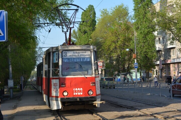 В Саратове из-за работы экстренных служб останавливались трамваи трёх маршрутов 
