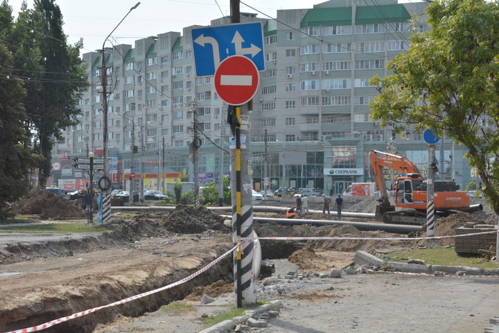 Власти Энгельса не выполнили обещание по открытию новой дорожной развязки в центре города к 1 сентября