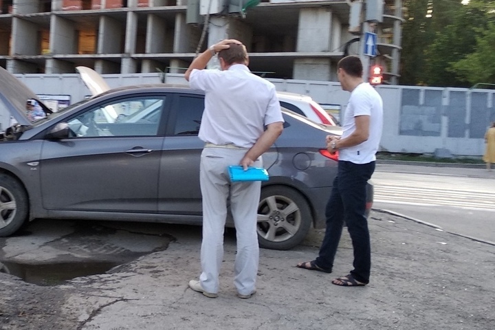 «Даже мелочь выскребли»: крупные города Саратовской области захлестнула волна автомобильных краж