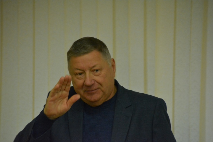 Спикер Саратовской областной думы перед отставкой стал более популярен в СМИ