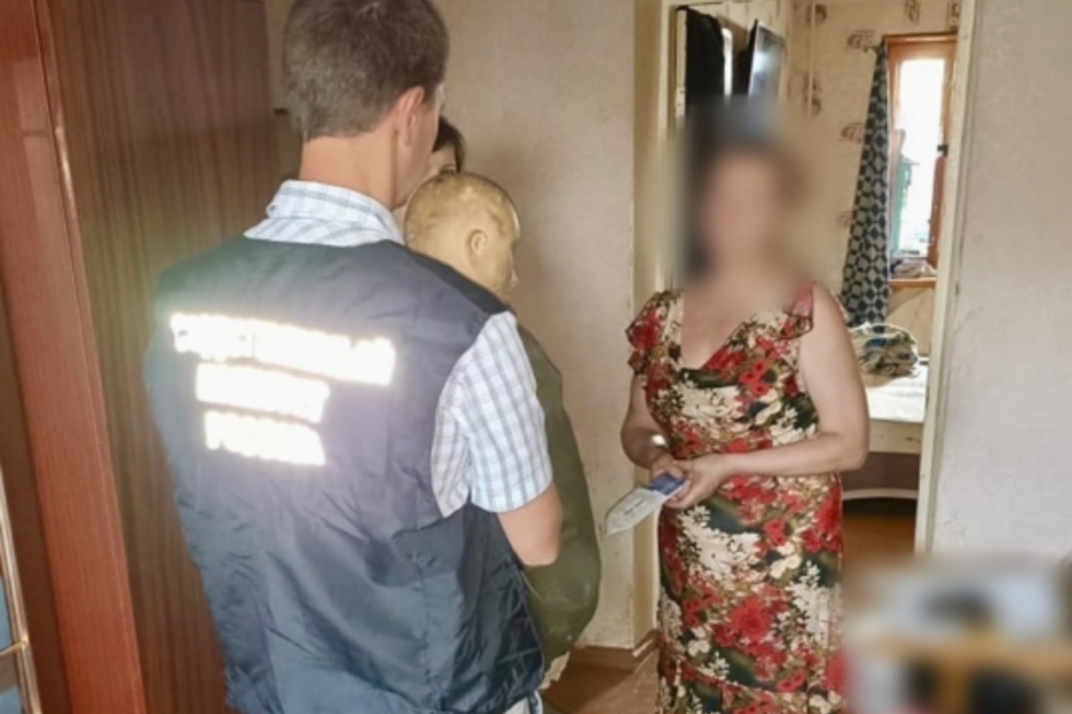 В больнице Балаково после ножевого ранения скончался мужчина: задержана его супруга