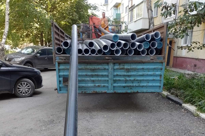 Коммунальщики заменили водопроводные сети по улице Ростовская