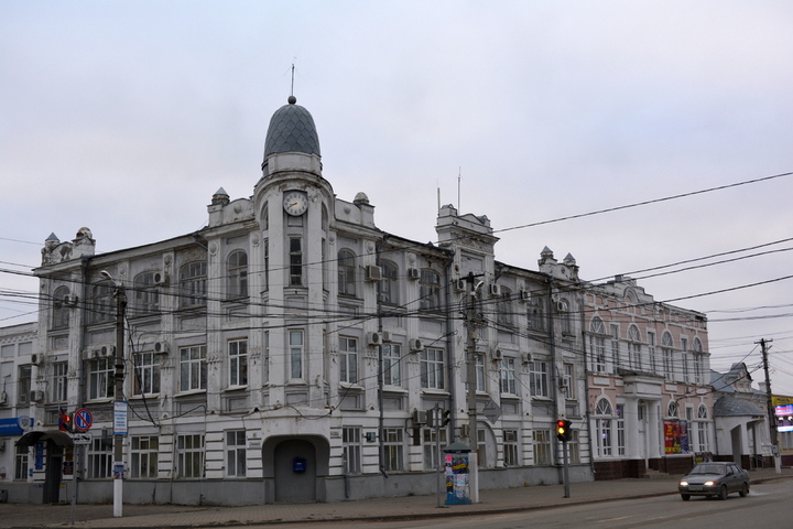 Бывший магазин в Пугачеве рекомендовано признать региональным памятникам, а дом в Балашове — исключить из списка выявленных