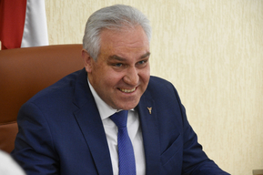 Депутаты нового созыва Саратовской областной думы решили, что 17 из них будут получать зарплату из бюджета (так много не было никогда)
