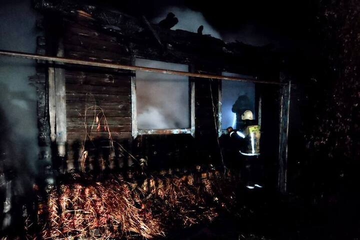 Ночью на пожаре в Балтайском районе погиб 56-летний сельчанин 