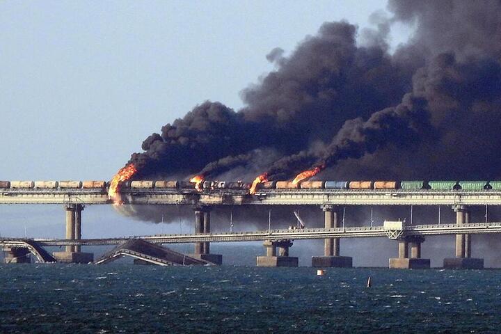 Как взрывчатка попала на Крымский мост, и кто был в этом замешан: подробная версия ФСБ