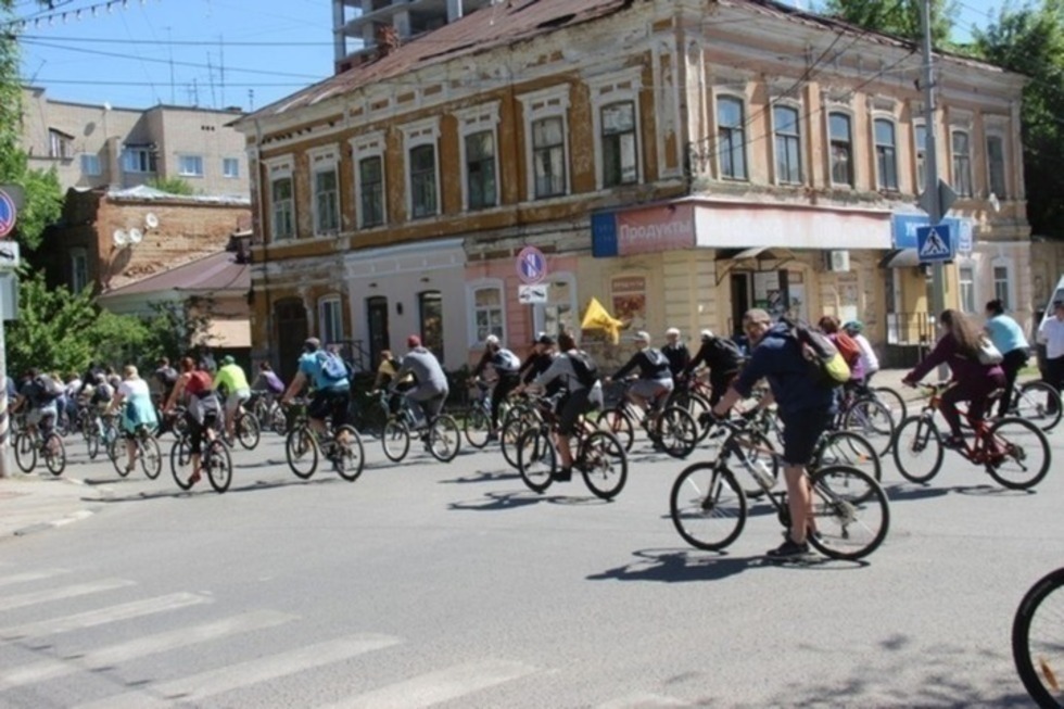 На выходных из-за соревнований велосипедистов перекроют участок дороги на подъезде к Саратову