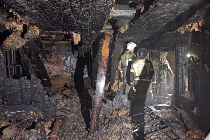 В Саратове пожар из-за непотушенной сигареты унес жизни женщины и двух маленьких детей