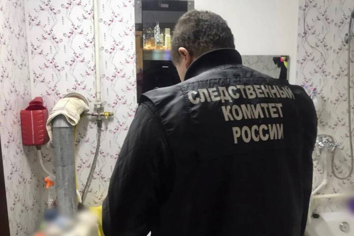 Девушку-подростка госпитализировали в бессознательном состоянии с подозрением на отравление