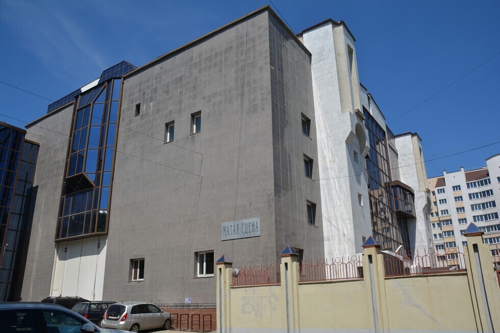 Власти молчат о судьбе реконструкции малой сцены саратовского ТЮЗа, прокурор созвала совещание из-за «сложностей и проблем»