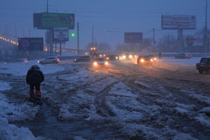 Мокрый снег, минусовая температура и гололедица: в Саратовской области установлен жёлтый уровень опасности