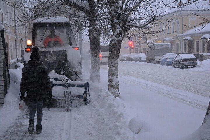 МЧС: Саратовскую область продолжит заносить снегом, ожидается сильный дождь, а порывы ветра могут достигать 20 метров в секунду