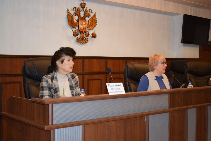 В Саратовской области одобрили кандидатуры сразу 8 новых судей, один подал в отставку