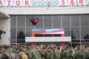 Депутат Госдумы обратился в правоохранительные органы из-за того, что в Саратове мобилизованного в военной форме не пустили в бар