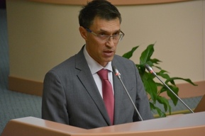 Министр Мухин заявил, что чиновники решили отдать 700 тысяч рублей за исследование территории Сенного рынка московскому эксперту на безальтернативной основе потому, что так «просто быстрее»