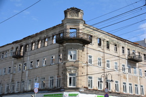 Власти собираются отсудить у семи граждан квартиры и нежилые помещения в доме на центральном проспекте Саратова