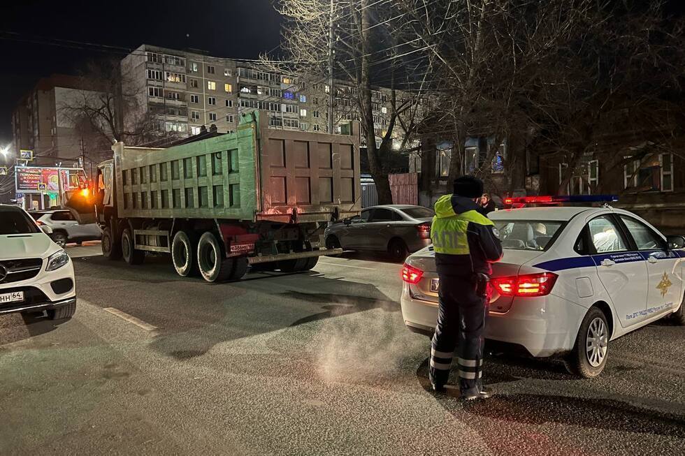 Пьяный водитель грузовика пытался скрыться от полицейских: после погони его задержали на Чапаева