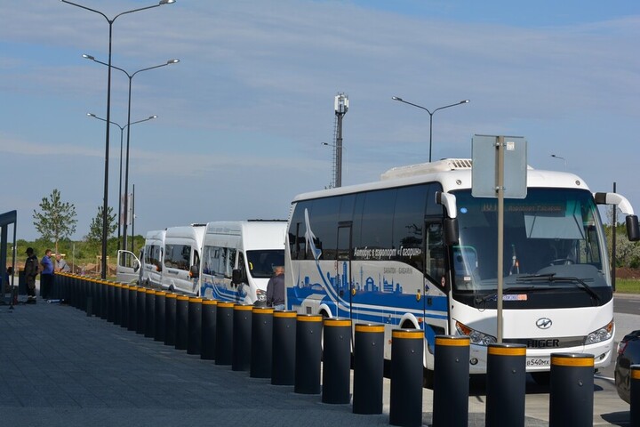 Автобус до аэропорта «Гагарин» обходится бюджету дороже двух миллионов в месяц: в декабре деньги вновь освоит компания депутата