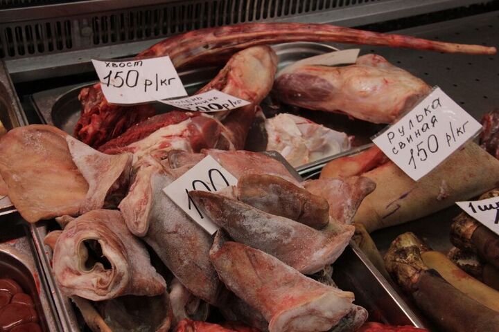 Главный ветврач региона: в этом году на саратовские прилавки не пропустили более 26 тонн мяса