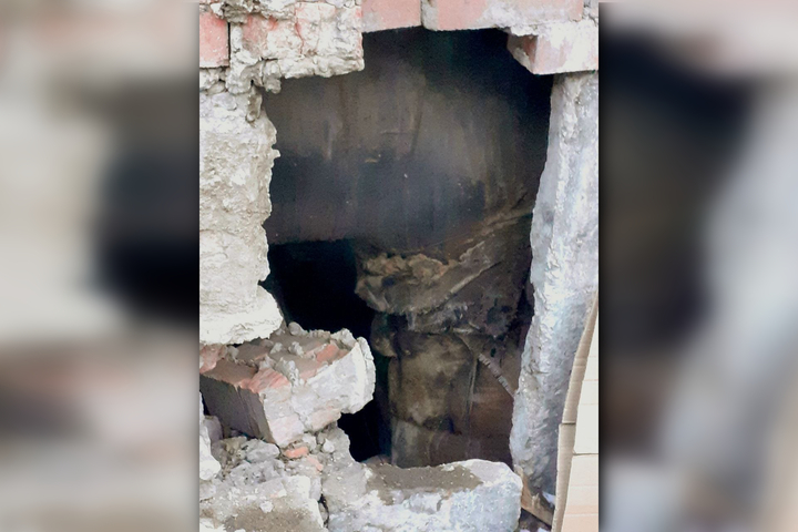 В Саратове продолжается разрушение подпорной стены девятиэтажного дома рядом с Набережной Космонавтов