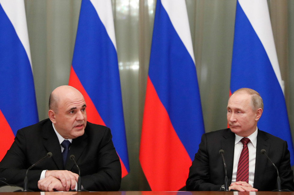 ВЦИОМ: перед Новым годом доверие россиян Владимиру Путину и премьер-министру страны растет