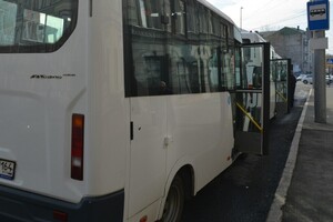 Через неделю перевозчик прекратит обслуживать три автобусных маршрута до одного из городов Саратовской области