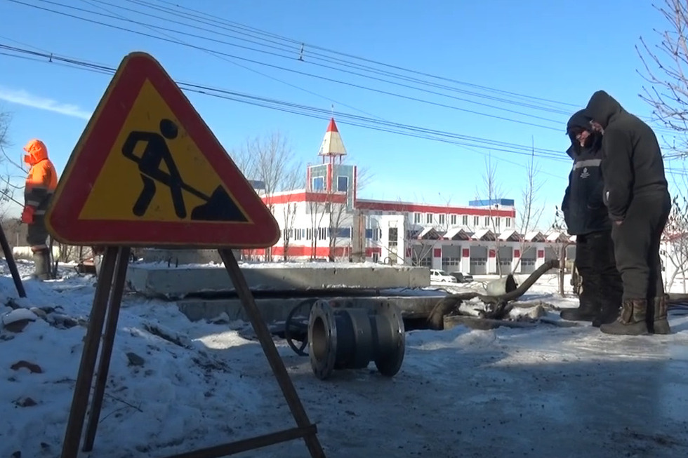 Отключение холодной воды в Кировском и Ленинском районах. Коммунальщики дополнительно заменят запорную арматуру
