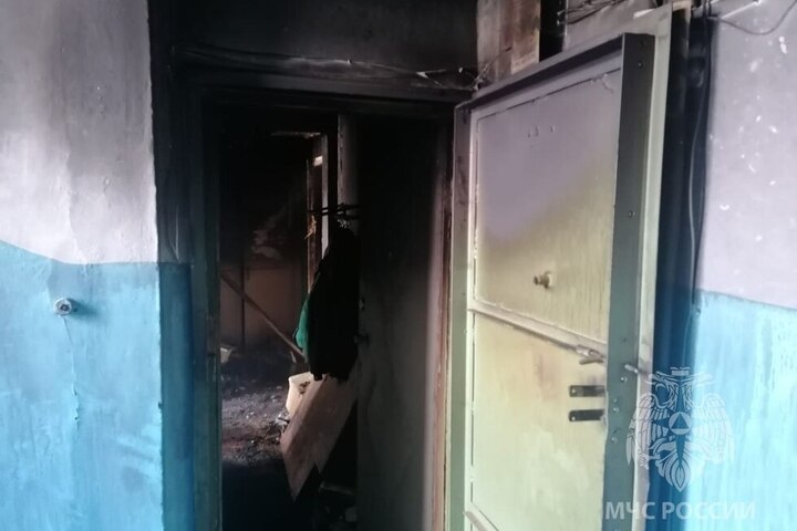 На пожаре в Балаково погиб мужчина, который неосторожно обращался с огнём