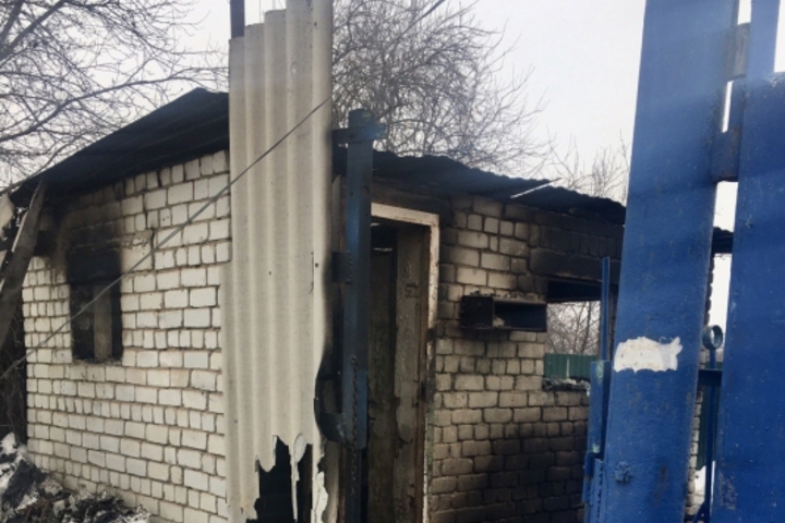 Неизвестный мужчина почти на 50% обгорел на пожаре в Балаково
