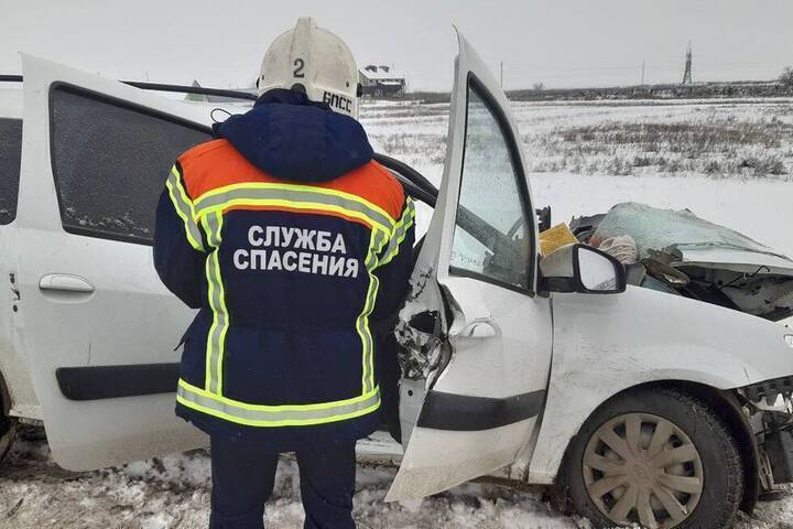 В автокатастрофе под Балаково погибли четыре человека: подробности