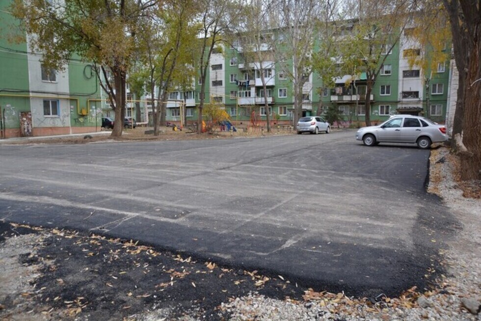 В Энгельсе за 15 миллионов рублей отремонтируют один двор: где и что будут делать