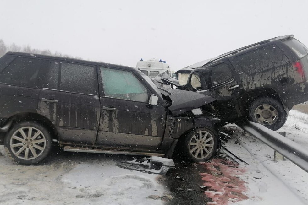 Жители Казани попали в аварию в Красноармейском районе: есть пострадавшие и погибший