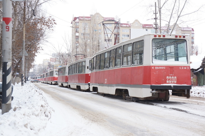 В Саратове закрывают шесть трамвайных маршрутов: вместо них запускают три новых автобуса