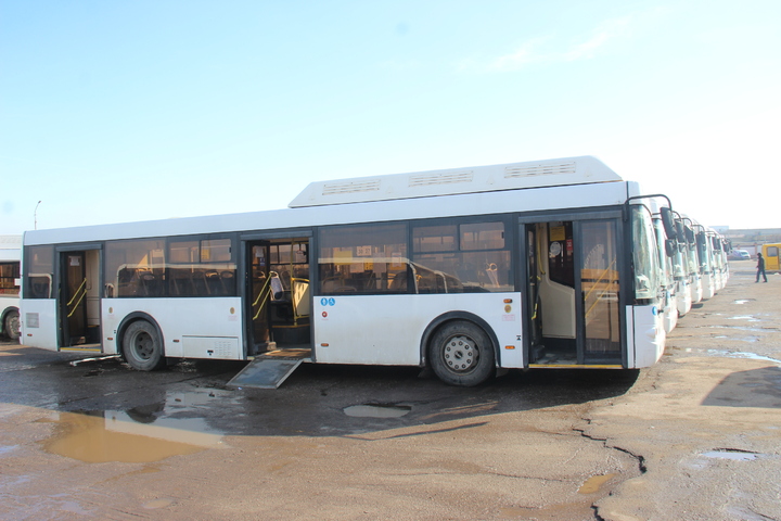 Ульяновский перевозчик готовится зайти на популярный саратовский маршрут. По городу поедут новые автобусы (но это не точно)