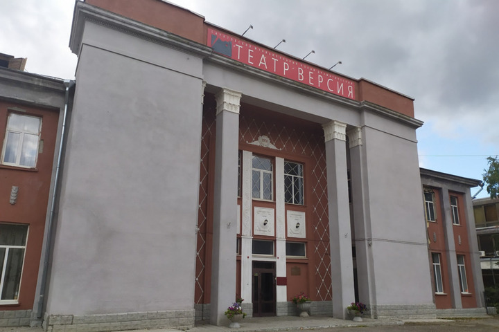 В Саратове решили укрепить здание театра, о возможном обрушении которого говорили еще в 2019 году